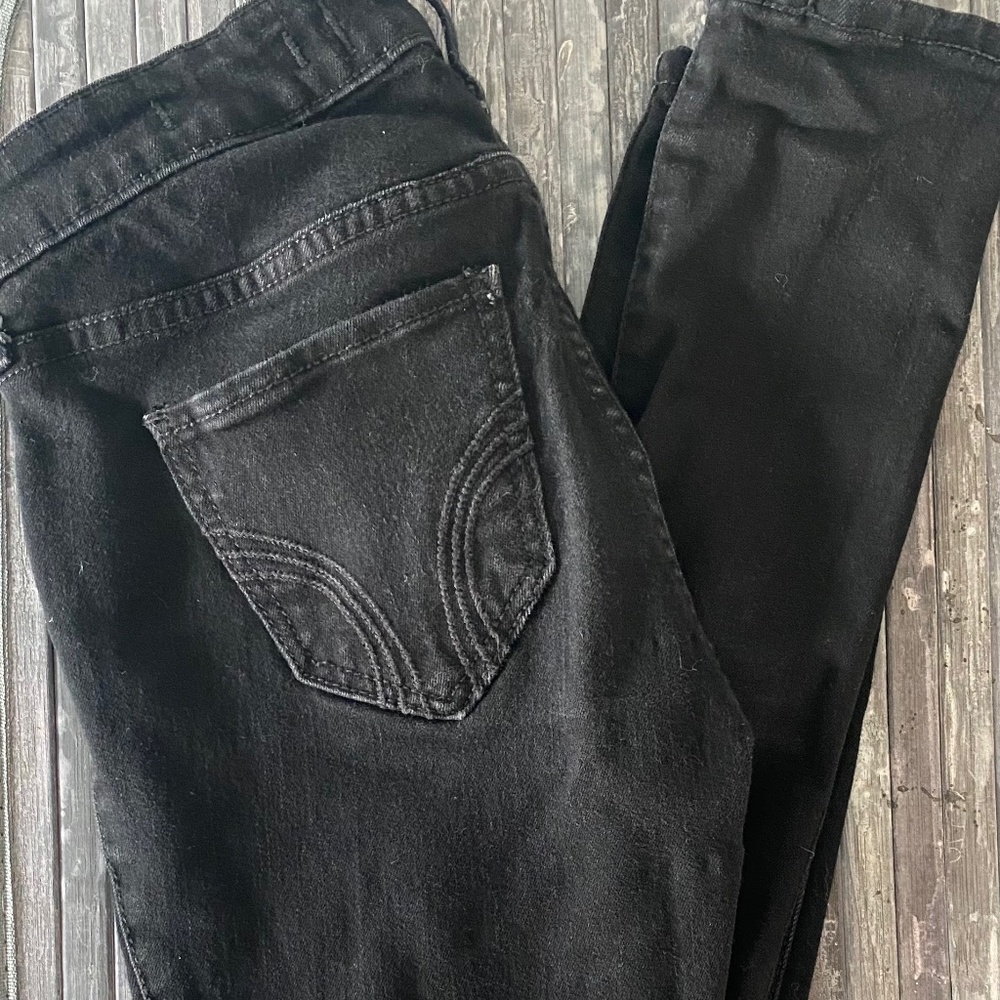 Hollister black skinny jeans